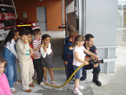 vISITA A LOS BOMBEROS EDUCACIÓN INFANTIL